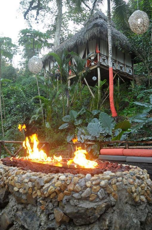 Dominican Tree House Village Samana Ngoại thất bức ảnh